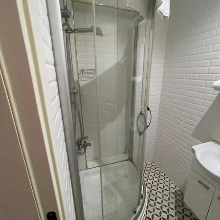 Ozcans Sururi Pera Flats 3 Lägenhet