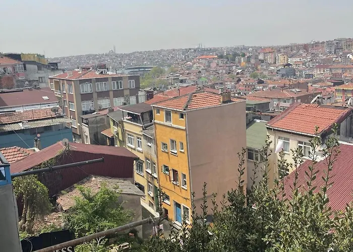 Ozcans Sururi Pera Flats 3 아파트