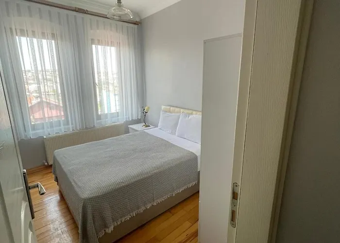 Ozcans Sururi Pera Flats 3